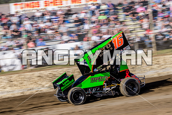 sprintcar 16 t16 Adam Alexander - 9 - Latrobe - 27th Dec 2015-3