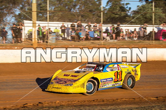 super sedan 11 t11 gil aylett - 12 - Carrick - 8th Jan 2016-5