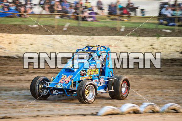 wingless 24 t24 brad whitchurch - 15 - Latrobe - 16th Jan 2016