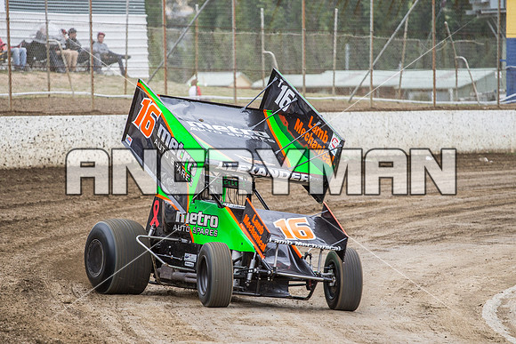 sprintcar 16 t16 Adam Alexander - 4 - Hobart - 30th Oct 2015-4