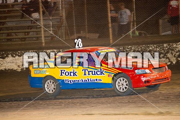 street stock 28 t28 - 16 - Latrobe - 23rd Jan 2016 - Grand National-2