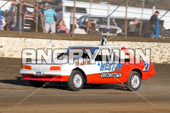 street stock 21 t21 - 16 - Latrobe - 23rd Jan 2016 - Grand National-2