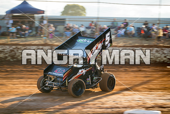 sprintcar 5 t5 adrian redpath - 21 - Carrick - 20th Feb 2016-2