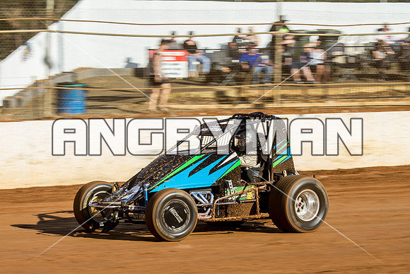 wingless 31 t31 peter griffiths - 19 - Carrick - 6th Feb 2016