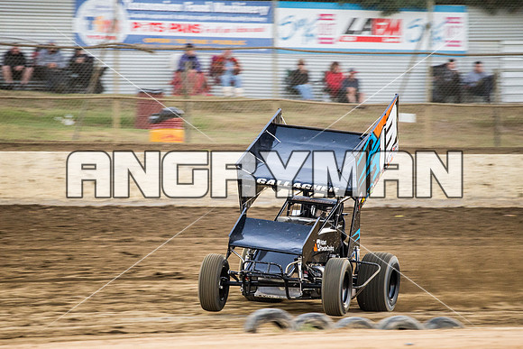 sprintcar 13 T13 Chris Gallagher - 14 - Latrobe - 15th Jan 2016-6