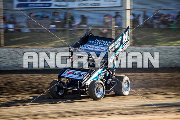 sprintcar 45 t45 Kurt Luttrell - 22 - Latrobe - 27th Feb 2016