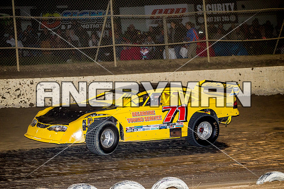 super sedan 71 t71 Robbie Bird - 7 - Latrobe - 5th Dec 2015-8