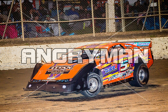 super sedan 5 T5 Leon Cleary - 7 - Latrobe - 5th Dec 2015-12