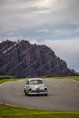Early Holden Regularity - 127 - 04 - Sunday-3