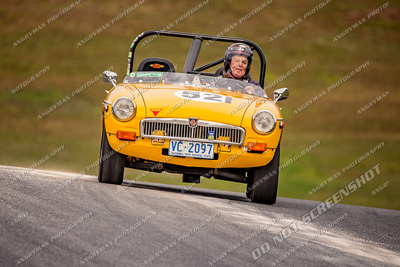 521 - Baskerville Historics 2018-9