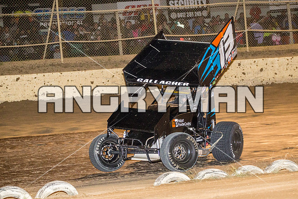 sprintcar 13 T13 Chris Gallagher - 9 - Latrobe - 27th Dec 2015-11