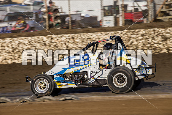 wingless 87 t87 Brad Walkley - 16 - Latrobe - 23rd Jan 2016 - Grand National-9