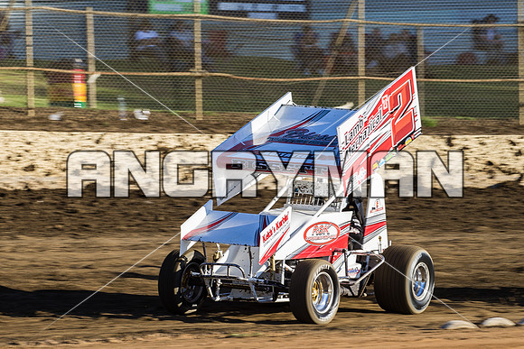sprintcar 2 t2 Scott Bissett - 22 - Latrobe - 27th Feb 2016