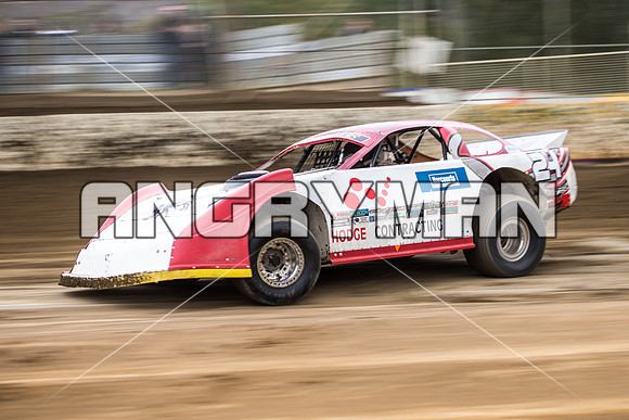 super sedan 24 t24 Anthony Manion - 8 - Hobart - 12th Dec 2015-11