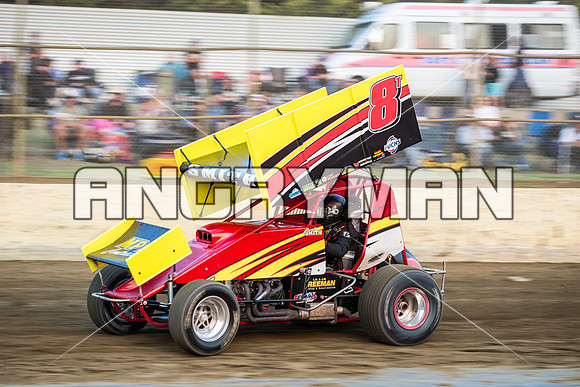 sprintcar 8 t8 Curt Smith - 15 - Latrobe - 16th Jan 2016-4