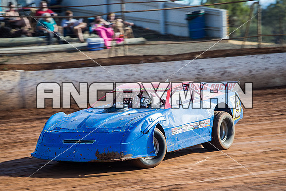 super sedan 19 t19 Brett Dawkins - 12 - Carrick - 8th Jan 2016