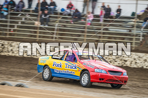 street stock 28 t28 - 8 - Hobart - 12th Dec 2015-2