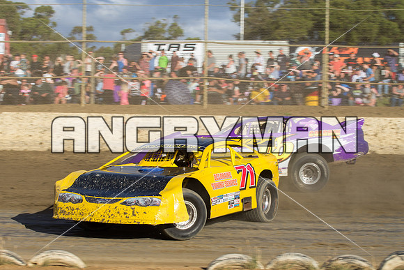 super sedan 71 t71 Robbie Bird - 9 - Latrobe - 27th Dec 2015-3