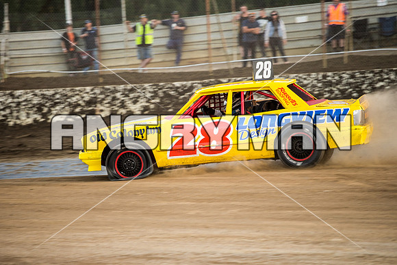 modified 28 t28 nathan russell - 16 - Latrobe - 23rd Jan 2016 - Grand National-7