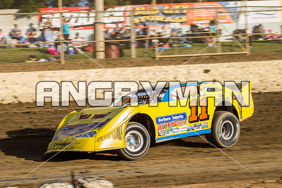 super sedan 11 gil aylett - 5 - Latrobe - 14th Nov 2015-4