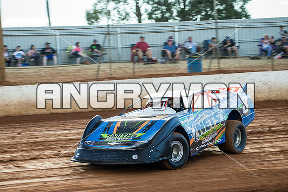 super sedan 8 T8 Steve Latham - 12 - Carrick - 8th Jan 2016