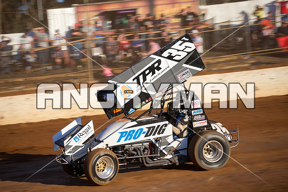 sprintcar 35 t35 Bruce Pitt - 21 - Carrick - 20th Feb 2016-3