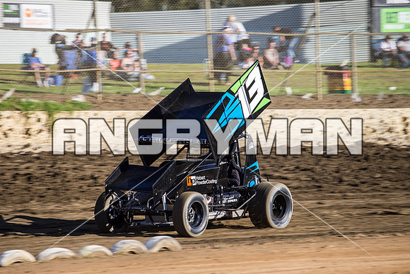 sprintcar 13 T13 Chris Gallagher - 22 - Latrobe - 27th Feb 2016