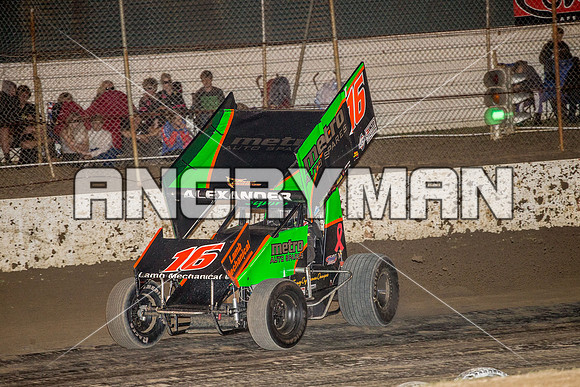 sprintcar 16 t16 Adam Alexander - 4 - Hobart - 30th Oct 2015-15