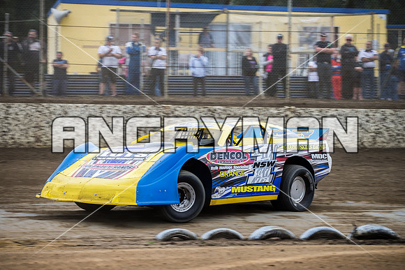 super sedan 17 n17 lachlan onley - 10 - Hobart - 2nd Jan 2016-7
