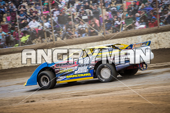super sedan 17 n17 lachlan onley - 10 - Hobart - 2nd Jan 2016-8