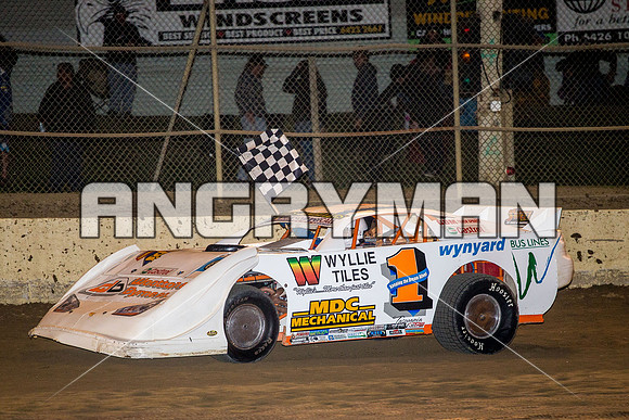 super sedan 22 t22 callum harper - 5 - Latrobe - 14th Nov 2015-17
