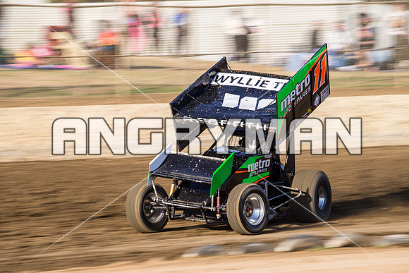 sprintcar 11 t11 Jason Redpath - 14 - Latrobe - 15th Jan 2016-3