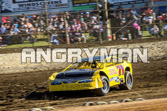 super sedan 71 t71 Robbie Bird - 9 - Latrobe - 27th Dec 2015-2