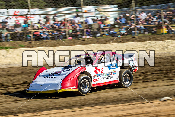 super sedan 24 t24 Anthony Manion - 9 - Latrobe - 27th Dec 2015