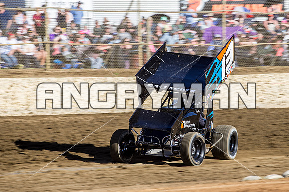 sprintcar 13 T13 Chris Gallagher - 9 - Latrobe - 27th Dec 2015