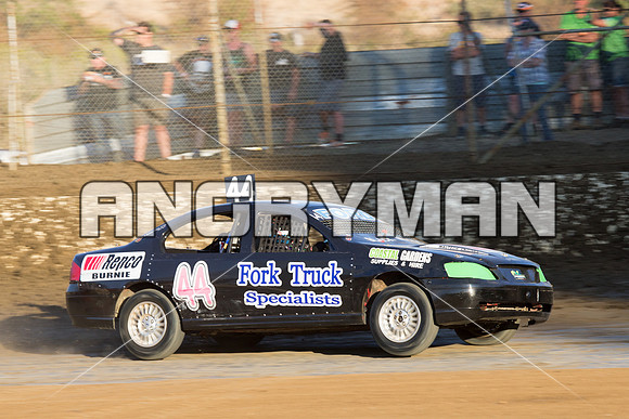 street stock 44 t44 - 16 - Latrobe - 23rd Jan 2016 - Grand National-2