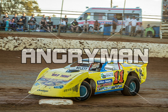 super sedan 11 t11 gil aylett - 19 - Carrick - 6th Feb 2016