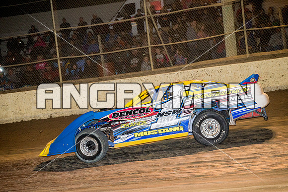 super sedan 17 n17 lachlan onley - 9 - Latrobe - 27th Dec 2015-10