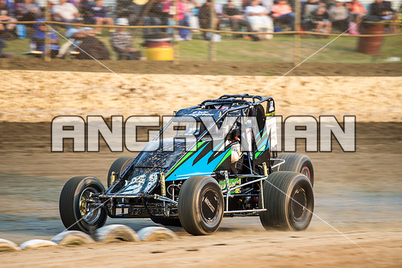 wingless 31 t31 peter griffiths - 15 - Latrobe - 16th Jan 2016