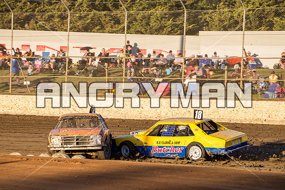 bomber 18 - 22 - Latrobe - 27th Feb 2016-5
