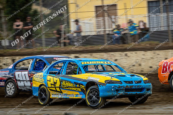 Street Stock 27 T27 - 08 - Hobart - 1st Jan 2023-5