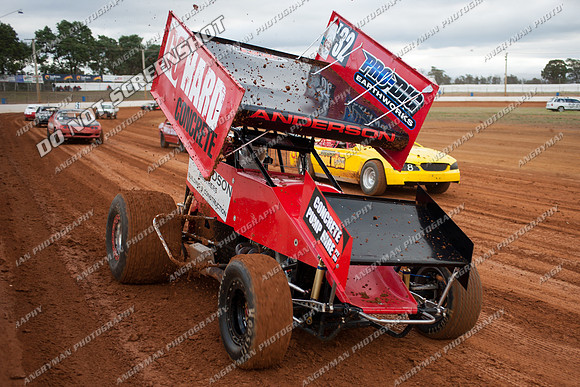 sprintcar 32 t32 nick anderson - 8 - Carrick Club Night 2nd December 2011