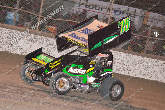 sprintcar 15 t15 tim austin - 9 - Latrobe 4th December 2011 - Wyllie Tiles Fireworks-3