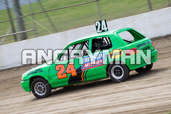junior 24 t24 logan piper - 2 - Latrobe Practice Day - 11th October 2014-3