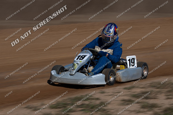 kart 19 - 9 - Latrobe 4th December 2011 - Wyllie Tiles Fireworks-5