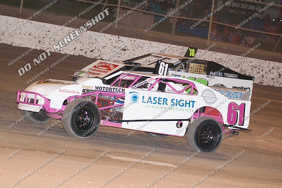 AMCA 61 T61 - 9 - Latrobe 4th December 2011 - Wyllie Tiles Fireworks-3