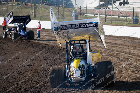 sprintcar 26 t26 chris house - 4 - Latrobe 22nd Oct 2011-3