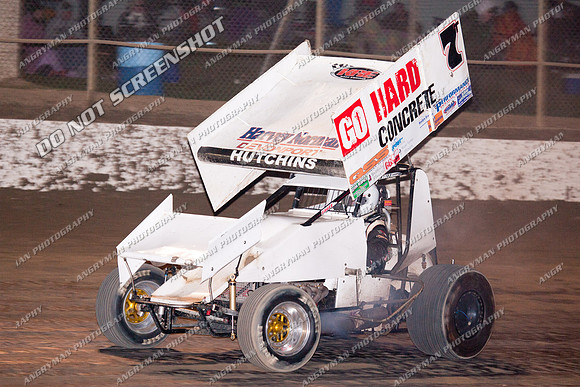 7, hutchins, sprintcar, t07, t7, tim - 9 - Latrobe 4th December 2011 - Wyllie Tiles Fireworks-8
