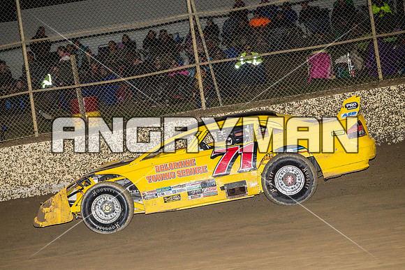 Super Sedan 71 T71 - 30 - Latrobe - 9th April 2016