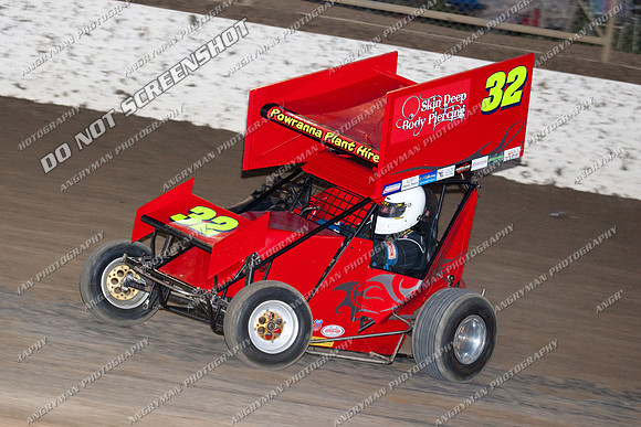 formula 500 32 t32 - 9 - Latrobe 4th December 2011 - Wyllie Tiles Fireworks-2